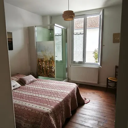 Escale Détente à *